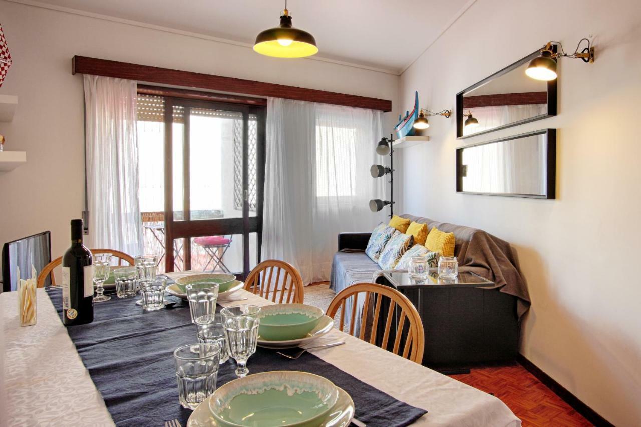 Sailing Apartment Aveiro Bagian luar foto